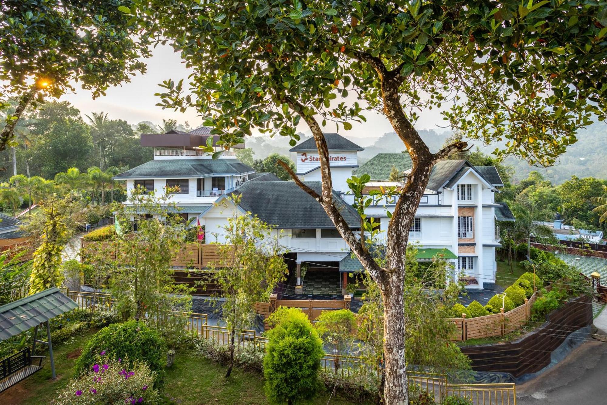 Star Emirates Luxury Resort And Spa, Munnar Anachal Luaran gambar